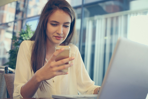 Hogyan csetelj úgy, hogy vonzó legyél a Sugar partner számára?